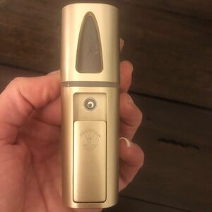 Gurunanda gold personal hydration mister